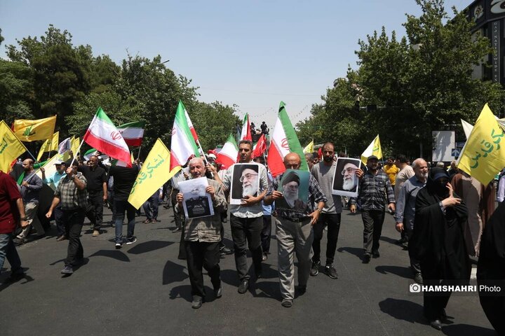 تجمع مردم تهران علیه تهاجم رژیم صهیونیستی به ایران