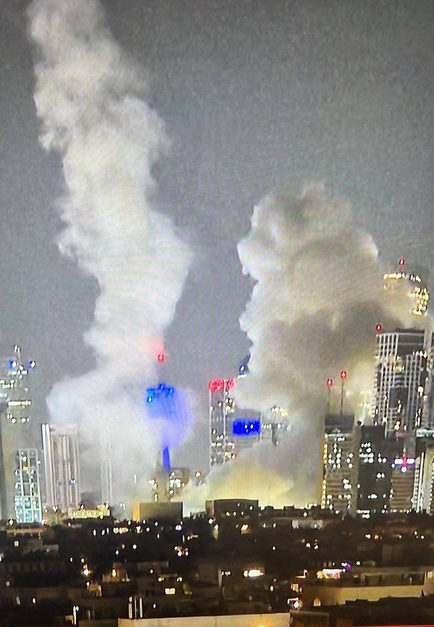 فوری؛ تصاویری از اصابت موشکهای ایران به تلاویو