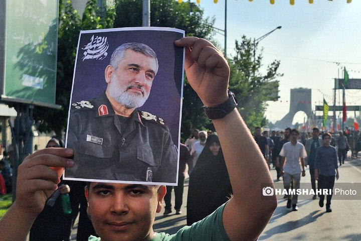 مراسم‌ غدیر با شعار «ایران، ذوالفقار علی (ع)»