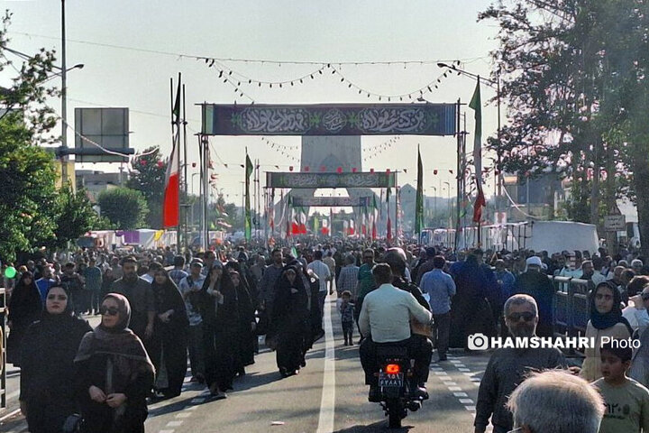 مراسم‌ غدیر با شعار «ایران، ذوالفقار علی (ع)»