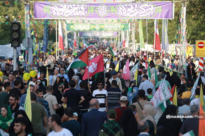 مراسم‌ غدیر با شعار «ایران، ذوالفقار علی (ع)»