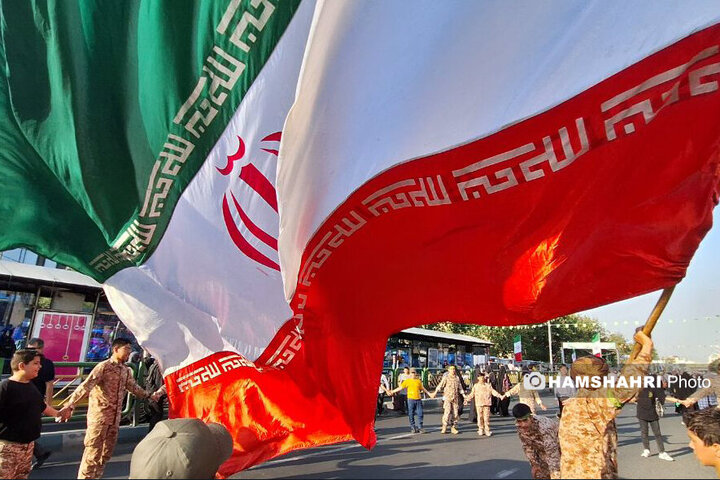 مراسم‌ غدیر با شعار «ایران، ذوالفقار علی (ع)»