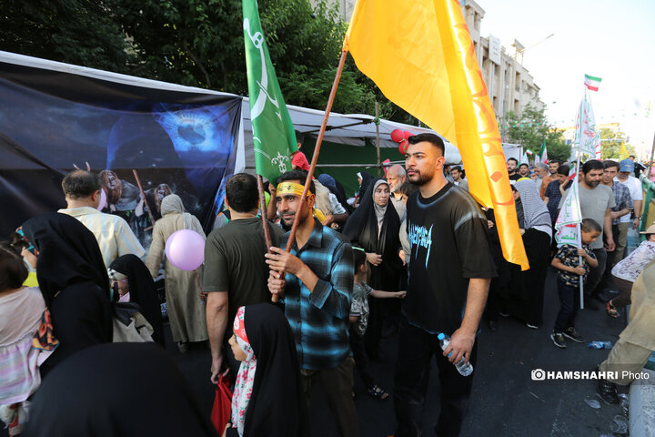 مراسم‌ غدیر با شعار «ایران، ذوالفقار علی (ع)» 2