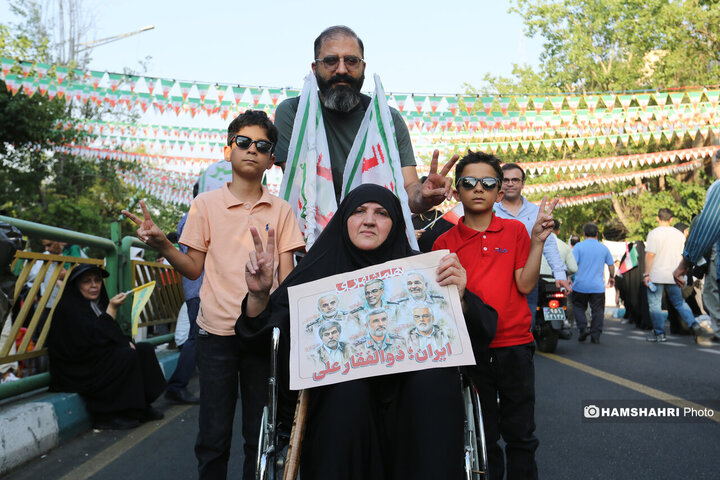 مراسم‌ غدیر با شعار «ایران، ذوالفقار علی (ع)» 2
