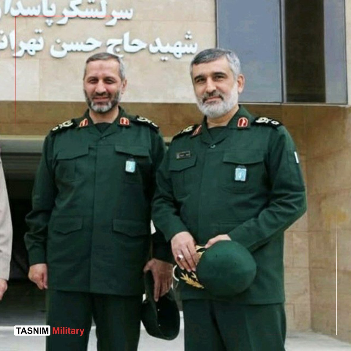 سردار سیدمجید موسوی فرمانده جدید نیروی هوافضای سپاه در کنار سردار شهید امیرعلی حاجی‌زاده  