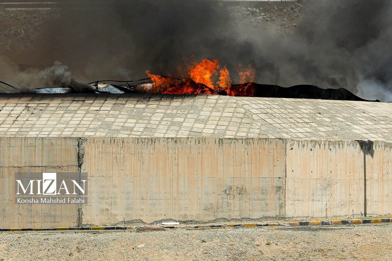 تصاویری از آسیب جزئی به مخازن نفت شهران