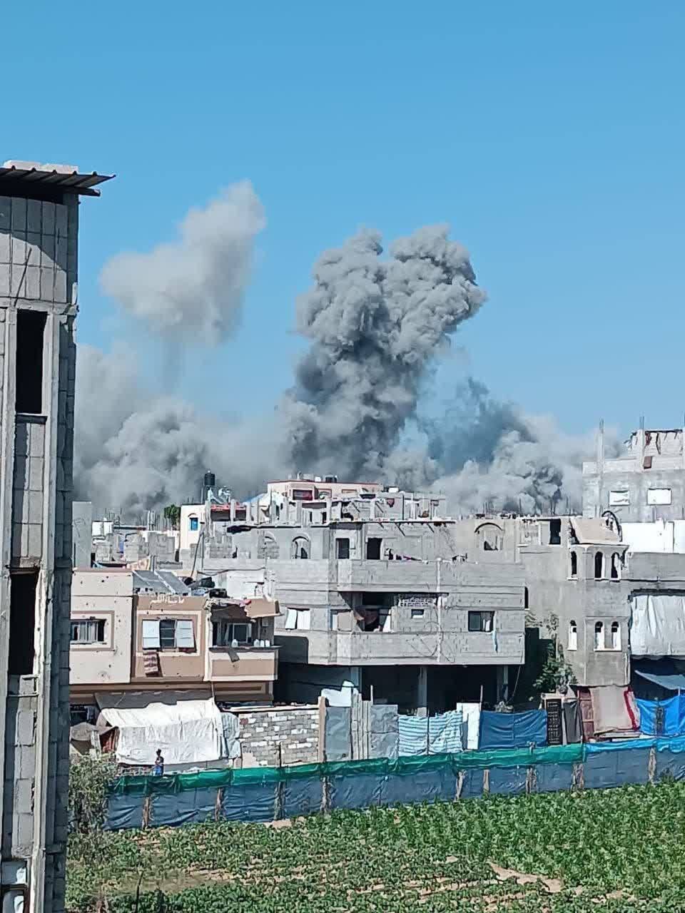 اولین تصویر از اصابت موشکهای ایرانی در سرزمینهای اشغالی | عکس