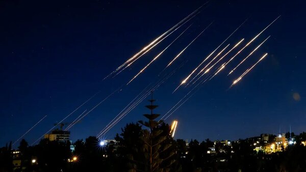 این حرکت ایران مقامات اسرائیل را دوپاره کرد ؛ اسرائیلیها در چه روزی به دنبال توقف جنگ با ایران افتادند موشک