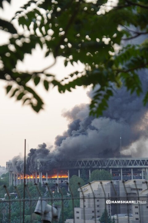 صدا و سیما مورد حمله قرار گرفت| تصاویر