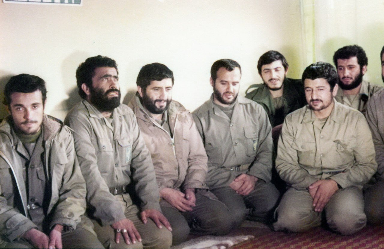 تصاویر دیده نشده از سردار سپهبد شهید «غلامعلی رشید» در کنار دیگر فرماندهان سپاه