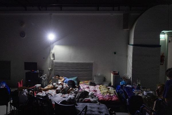 وضعیت آشفته و هراسناک این روزهای صهیونیست‌ها در پناهگاه‌ | تصاویر