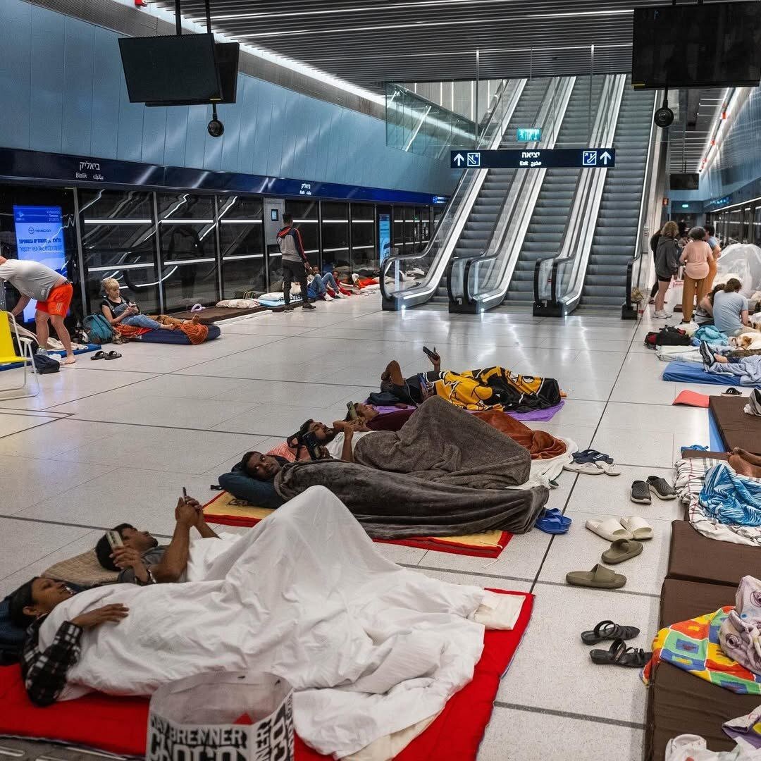 شب سخت صهیونیستها در پناهگاه | تصاویر