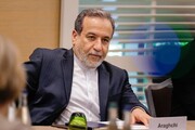 توئیت فوری عراقچی به زبان عربی و عبری همزمان با حملات نهایی ایران و برقرای آتش بس + عکس