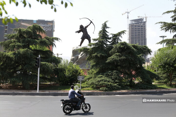رونمایی از بزرگترین تندیس برنزی ایران
