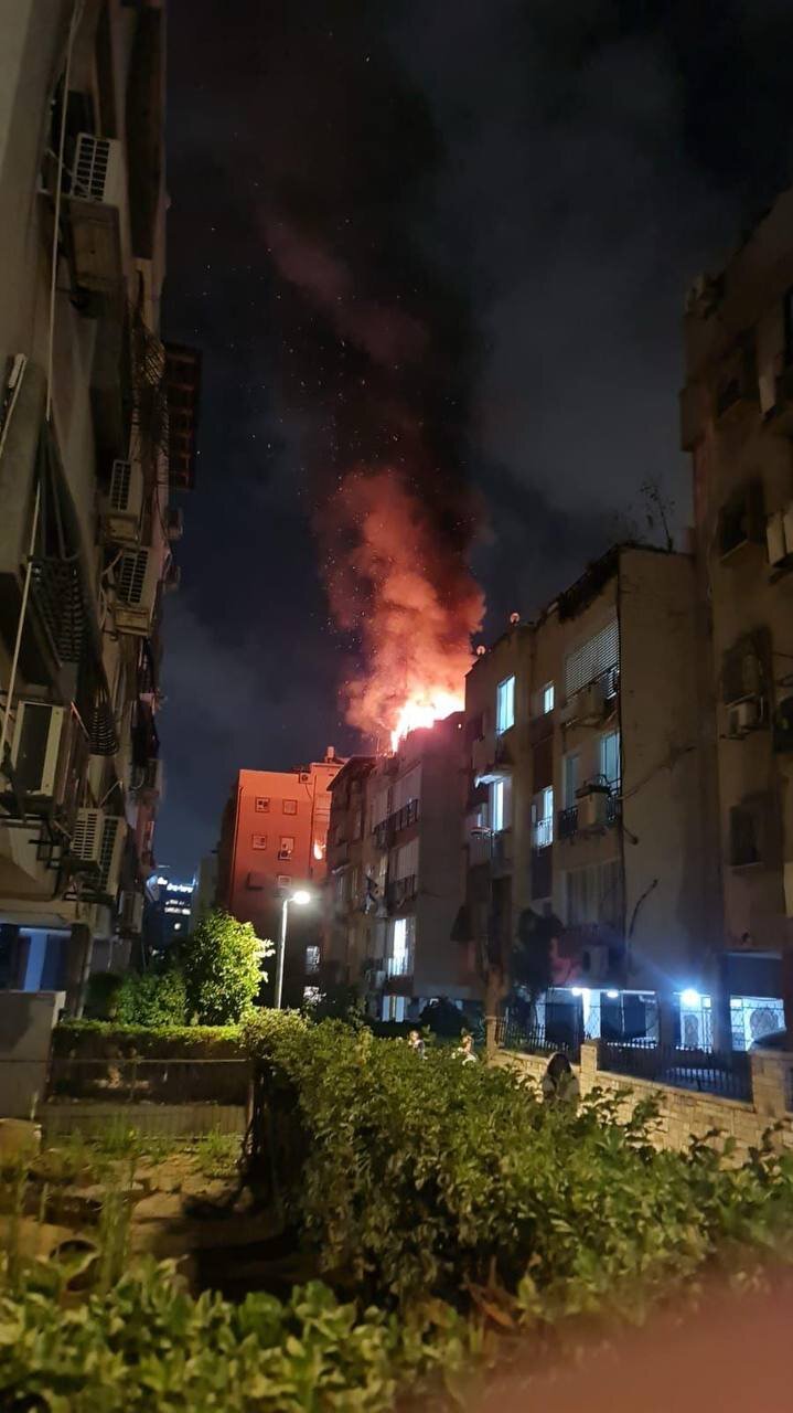 موج هجدهم حملات ایران به اسرائیل + تصاویر | ستون های دود در سرزمین های اشغالی | ساختمان هایی که همچنان می سوزند