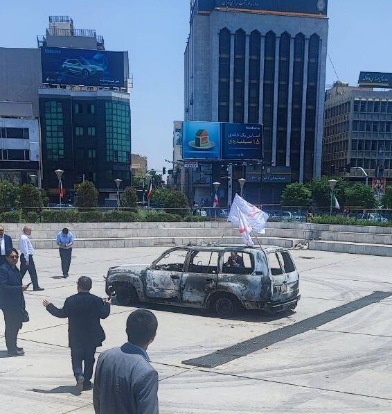 بازدید سفرا از مناطق آسیب دیده تهران