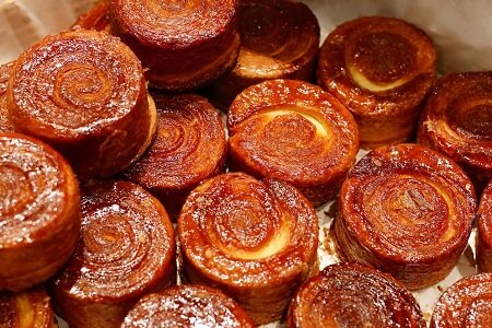 طرز تهیه کوئین آمان؛ شیرینی سنتی فرانسوی قرن ۱۹ میلادی با خمیر هزارلا
