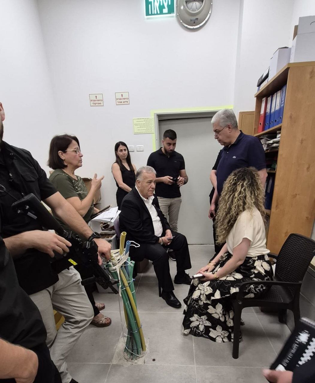 فرار وزیر کابینه اسرائیل به پناهگاه + عکس