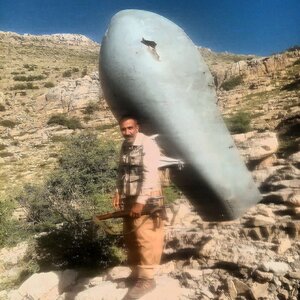 شکار هرمس اسرائیلی توسط مردِ روستاییِ لُر | تصاویر دیدنی؛ آن مرد با پهپاد آمد!