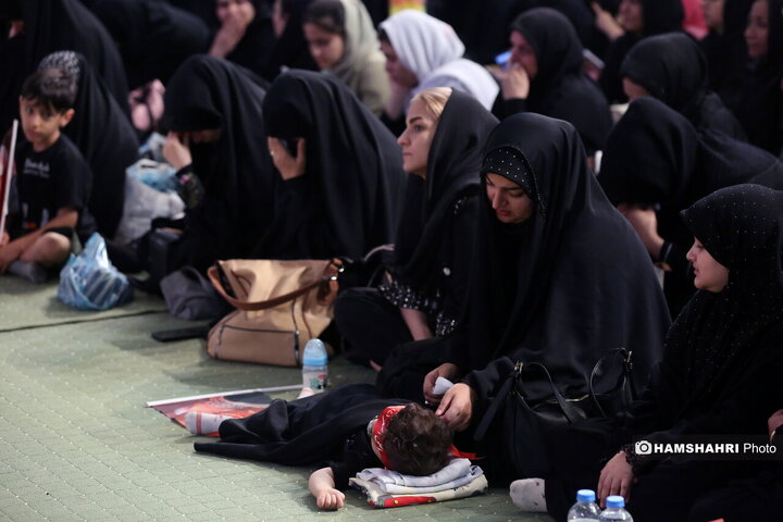 مراسم شیرخوارگان حسینی