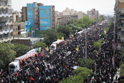 فرزندان شهید سلیمانی در میان تشییع کنندگان شهدای اقتدار | تصاویر
