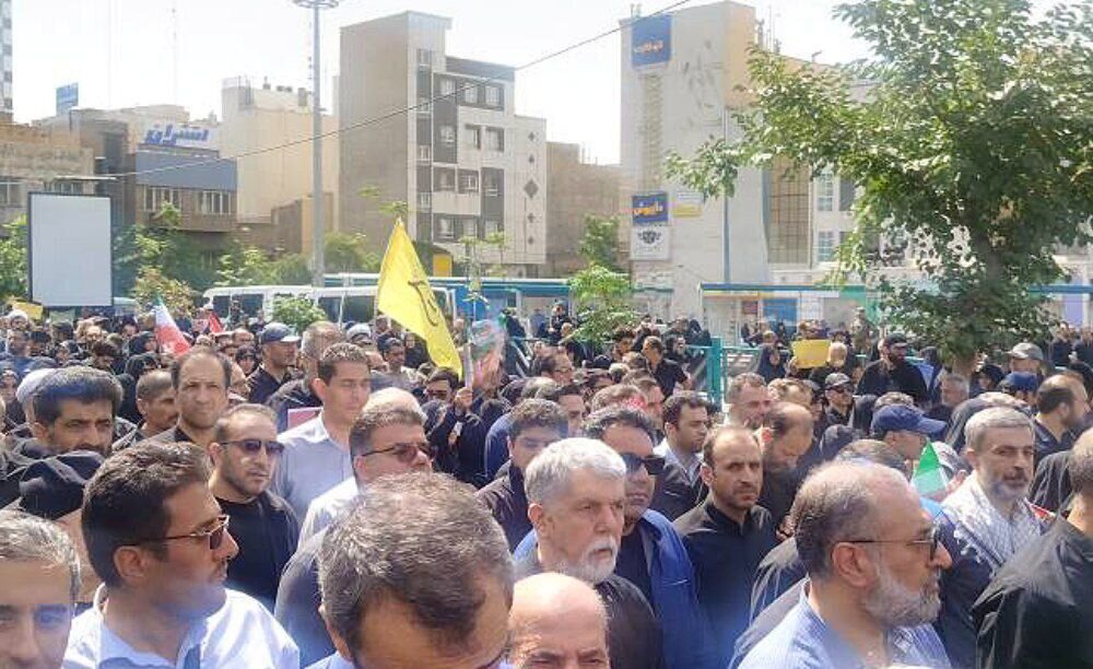 وزیر فرهنگ و ارشاد اسلامی در مراسم تشییع شهدای اقتدار ایران + تصویر