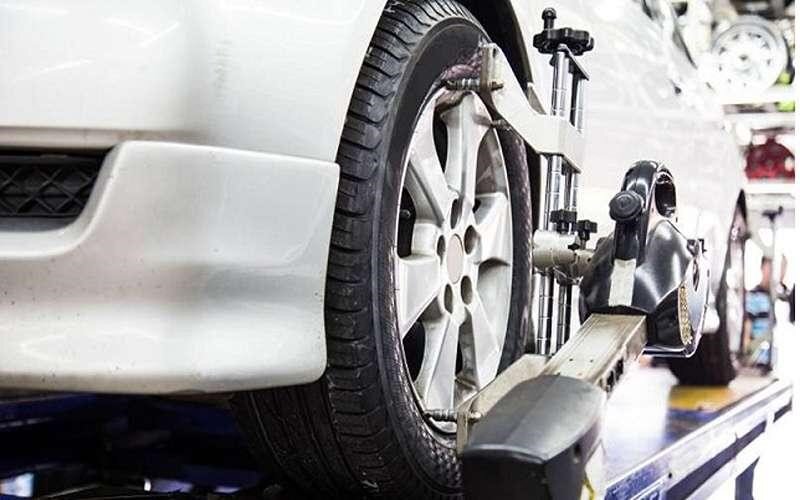 دلایل لرزش تایر خودرو و راههای برطرف کردن آن