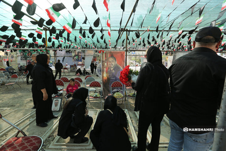 مزار شهدای جنگ تحمیلی 12 روزه