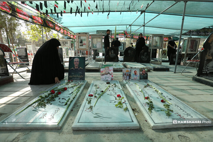 مزار شهدای جنگ تحمیلی 12 روزه