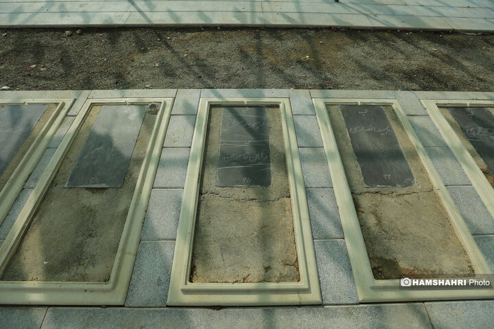 مزار شهدای جنگ تحمیلی 12 روزه