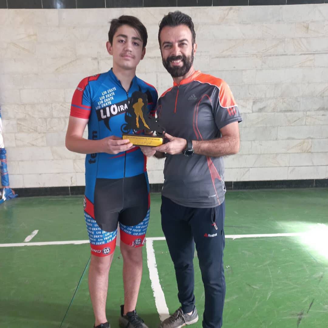 پرواز باشکوه متین ۱۶ساله‌        