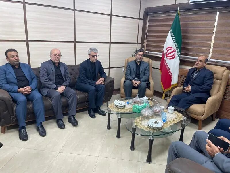 حضور یک مقام دولتی ارشد در تشییع شهدای آستانه اشرفیه + ویدئو