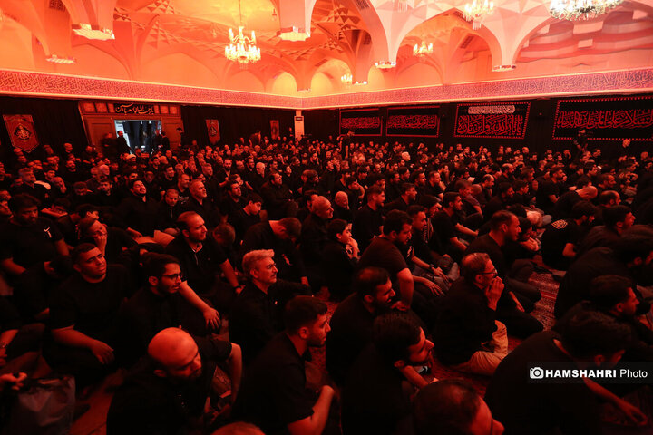 مراسم عزاداری شیخ حسین انصاریان در حسینیه هدایت