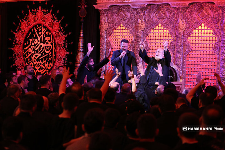 مراسم عزاداری شیخ حسین انصاریان در حسینیه هدایت