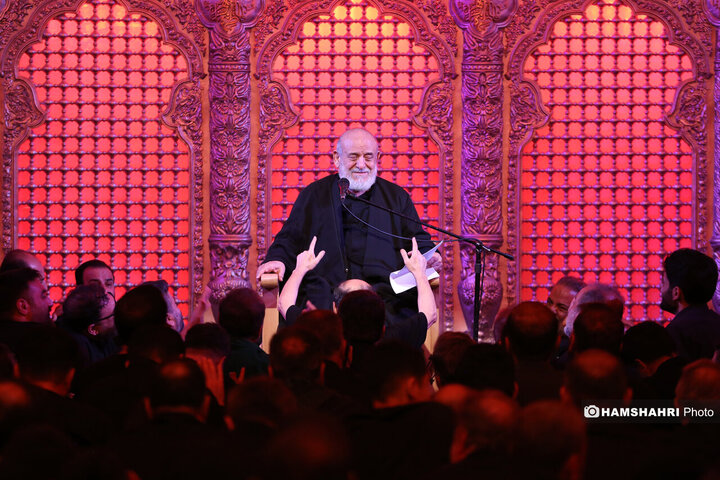 مراسم عزاداری شیخ حسین انصاریان در حسینیه هدایت