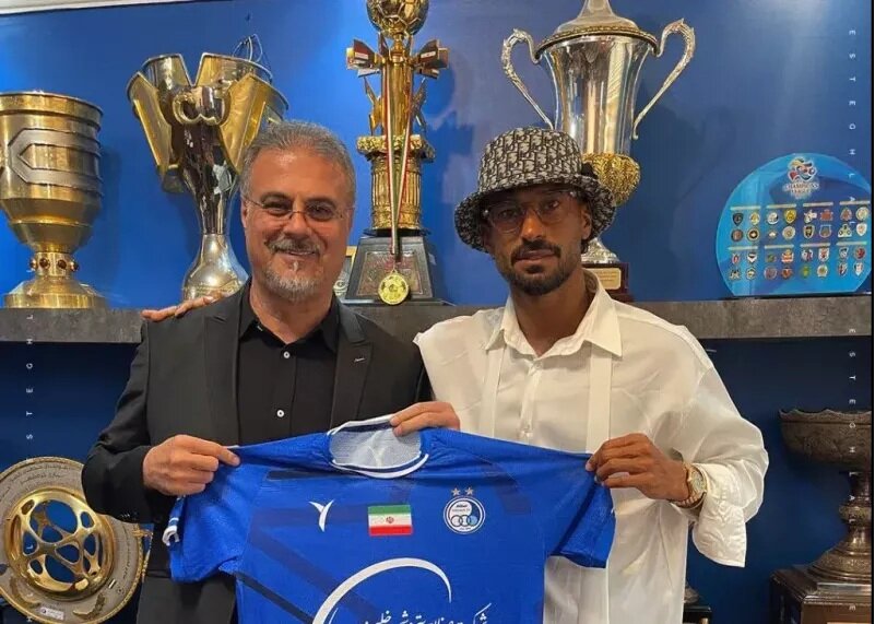 رسمی: رامین رضاییان قراردادش را با استقلال تمدید کرد + عکس