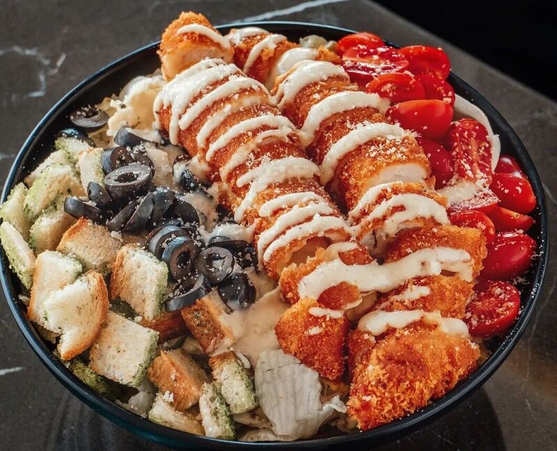 از تیخوانا تا تهران | نگاهی به تاریخچه و مزایای سالاد سزار