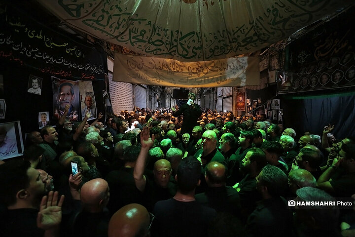 آیین عزاداری تاسوعای حسینی در بازار بزرگ تهران