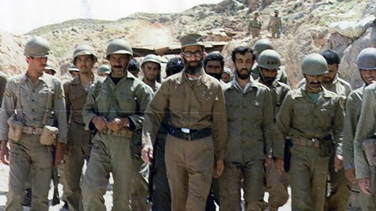 پاسخ رهبر انقلاب درباره جنگ برای ایران یا اسلام + ویدئو
