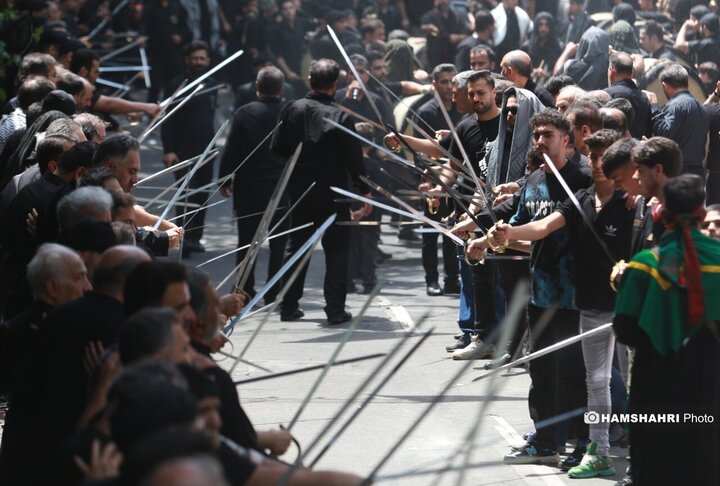 مراسم عزاداری روز عاشورا - چهارراه گلوبندک