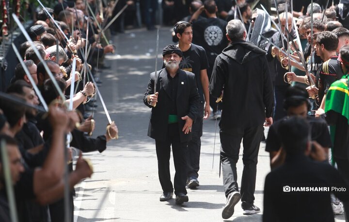 مراسم عزاداری روز عاشورا - چهارراه گلوبندک