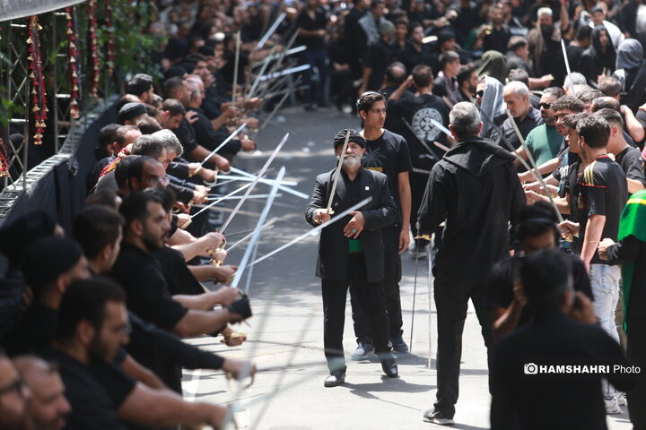 مراسم عزاداری روز عاشورا - چهارراه گلوبندک