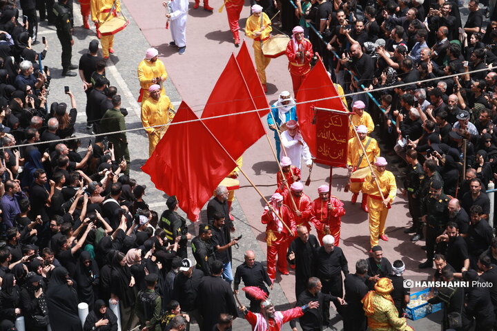 مراسم عزاداری روز عاشورا - چهارراه گلوبندک