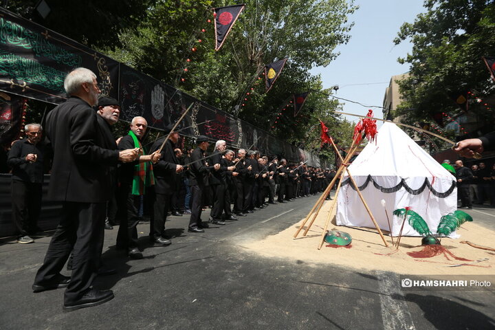 مراسم عزاداری روز عاشورا - چهارراه گلوبندک
