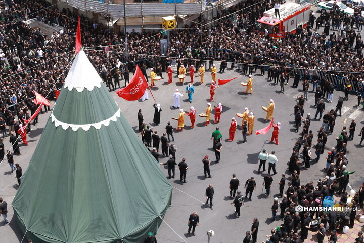 مراسم عزاداری روز عاشورا - چهارراه گلوبندک
