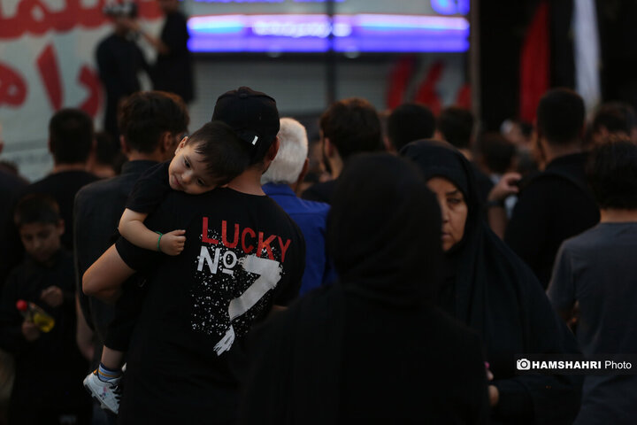 خیمه سوزان عصر عاشورا در میدان امام حسین (ع)