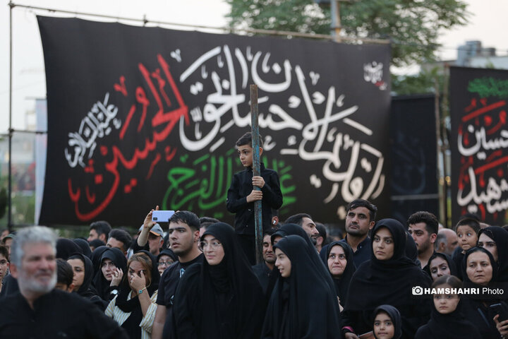 خیمه سوزان عصر عاشورا در میدان امام حسین (ع)