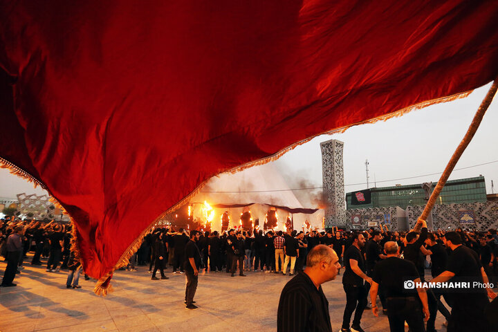 خیمه سوزان عصر عاشورا در میدان امام حسین (ع)