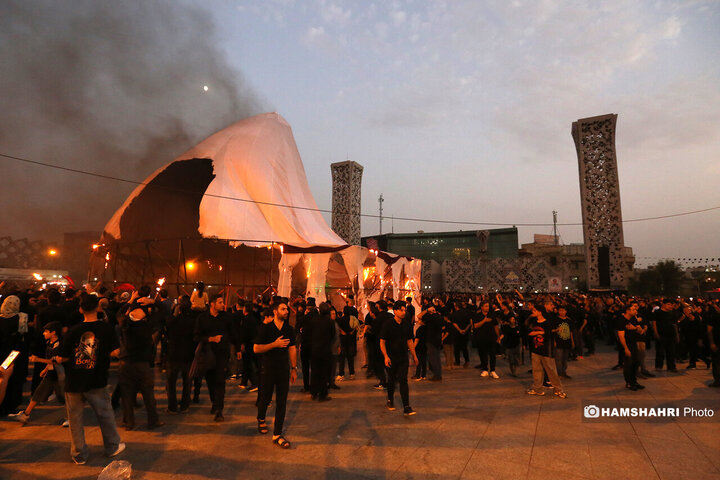 خیمه سوزان عصر عاشورا در میدان امام حسین (ع)