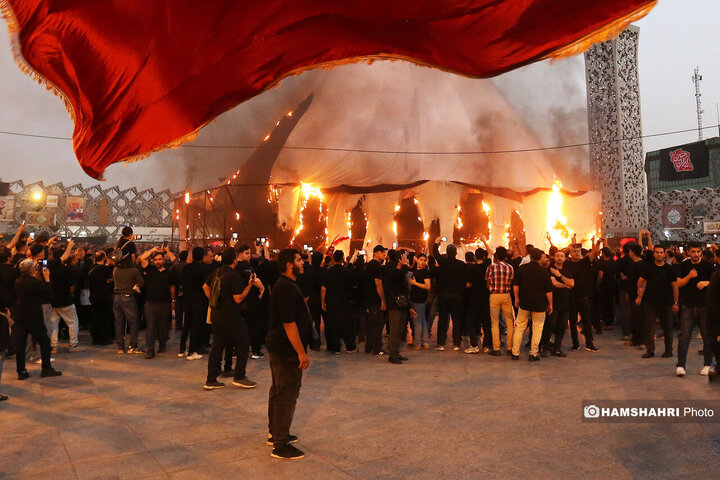 خیمه سوزان عصر عاشورا در میدان امام حسین (ع)